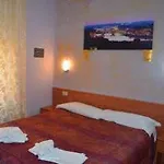 Domus Ferruccio بيت ضيافة 4*