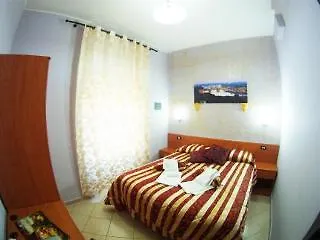 Domus Ferruccio Guest house 4*