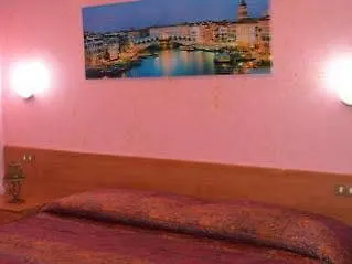 Domus Ferruccio 4* Rom
